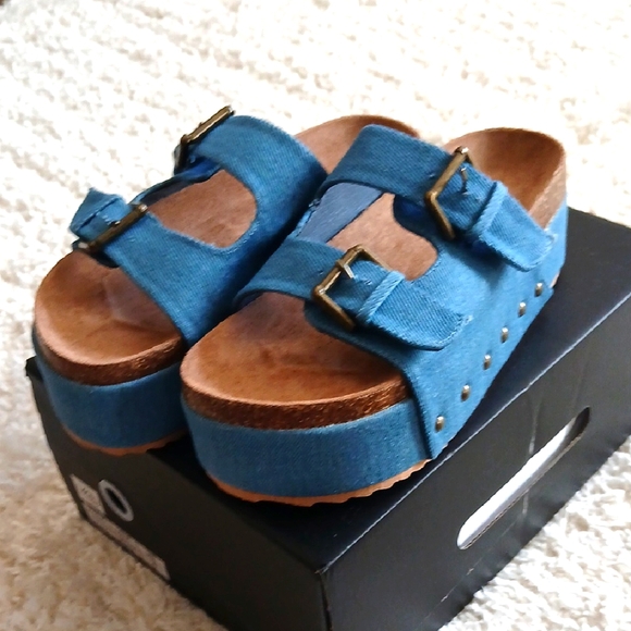 Fashion Nova Shoes - NWOT Platform Denim Sandals